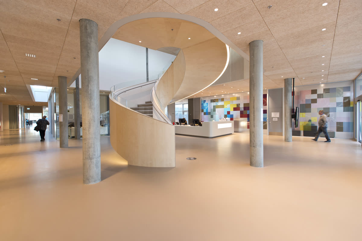 DenCoat professionel gulvbelægning